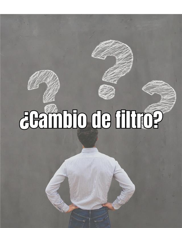 Mantenimiento y revisión de plataforma elevadora en entorno industrial